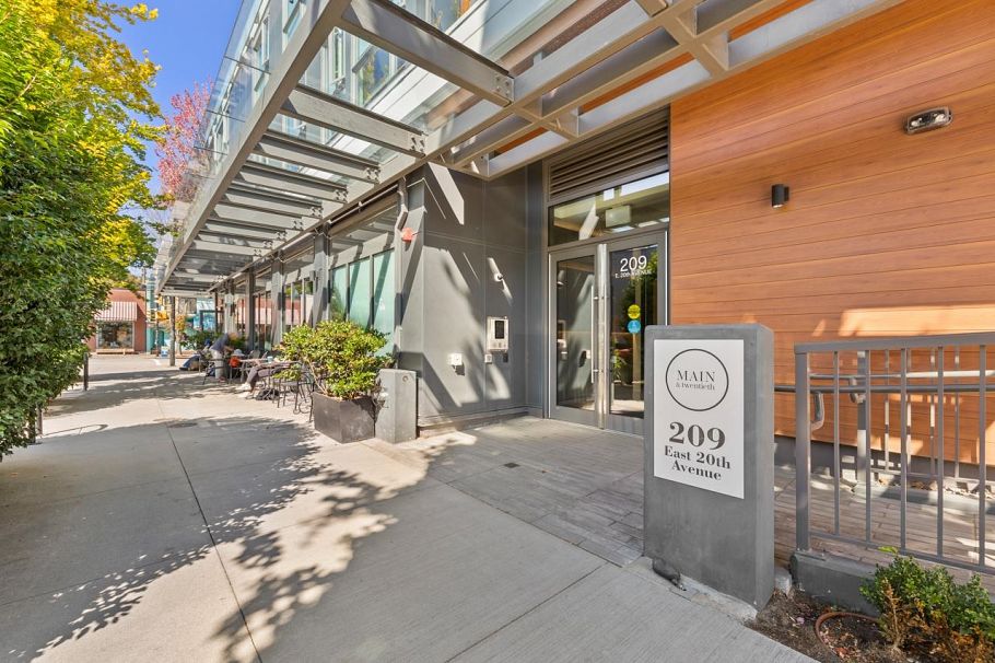 306 209 E 20th Avenue Vancouver, BC - 5