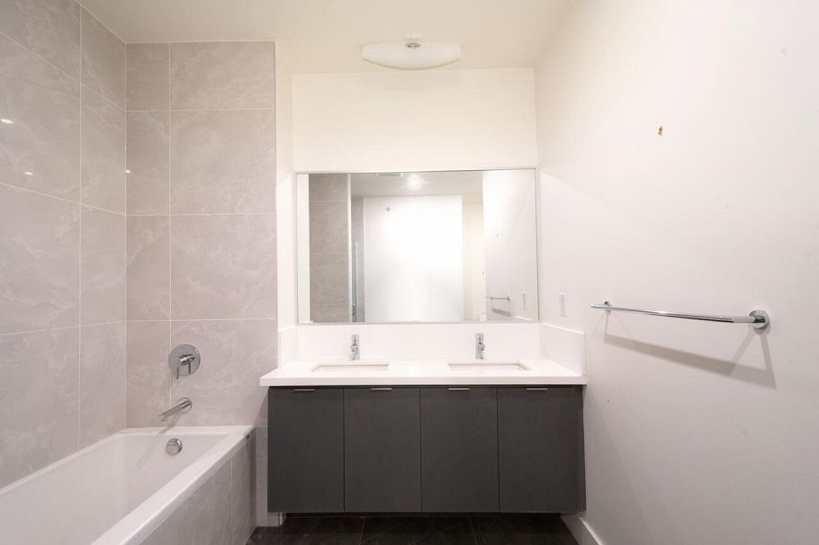 501 3602 Aldercrest Drive North Vancouver, BC - 27