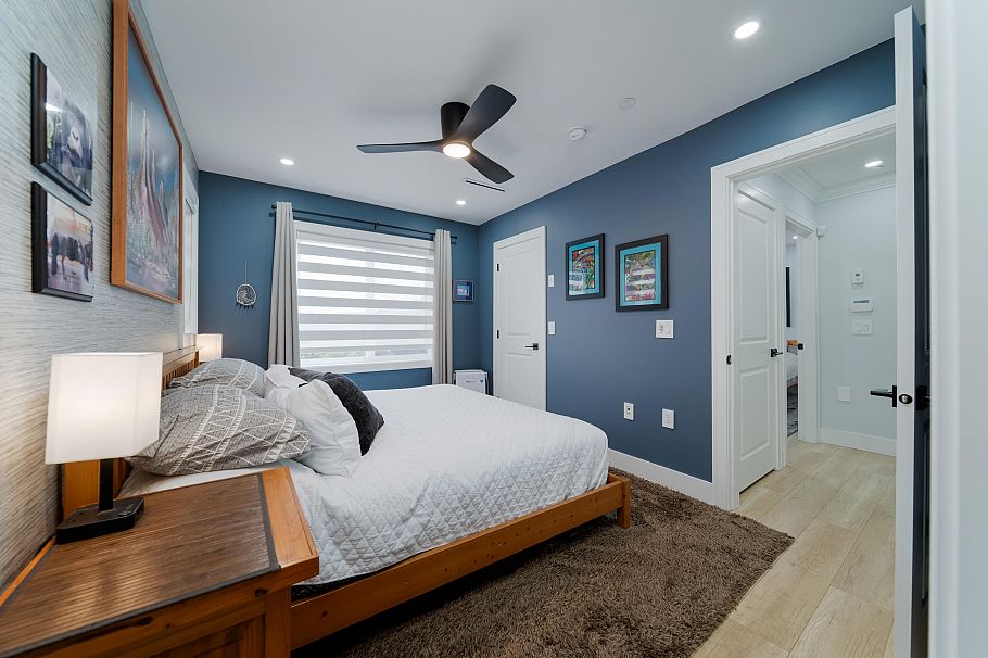 960 Renfrew Street Vancouver, BC - 10