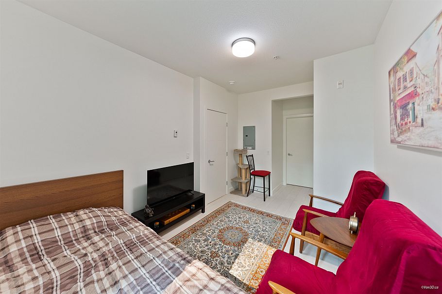 205 733 W 3rd Street North Vancouver, BC - 17