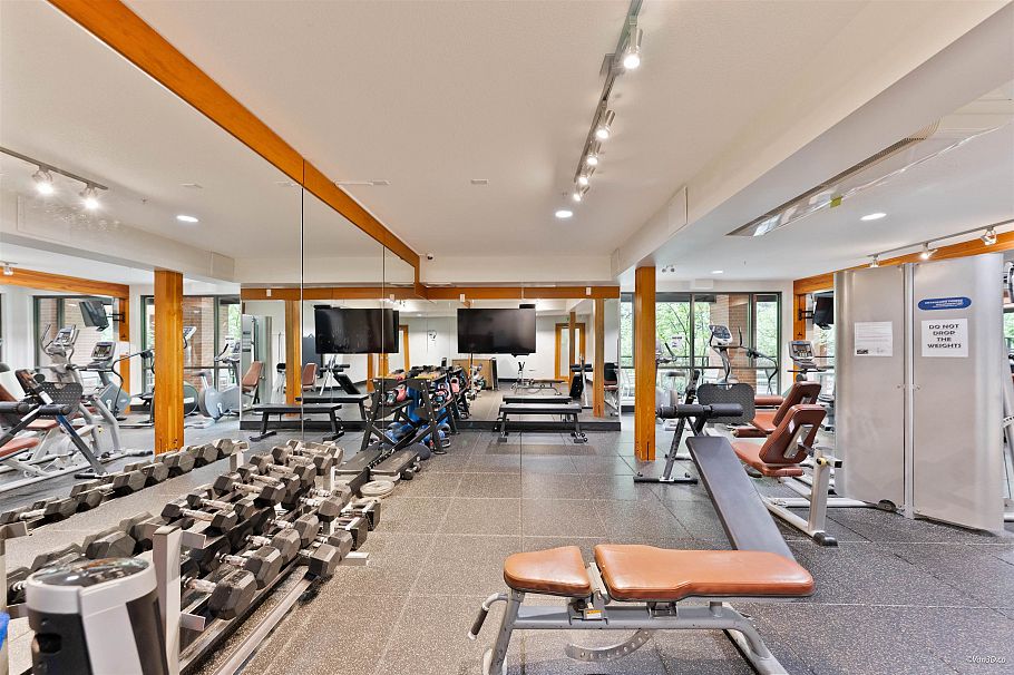 205 733 W 3rd Street North Vancouver, BC - 30