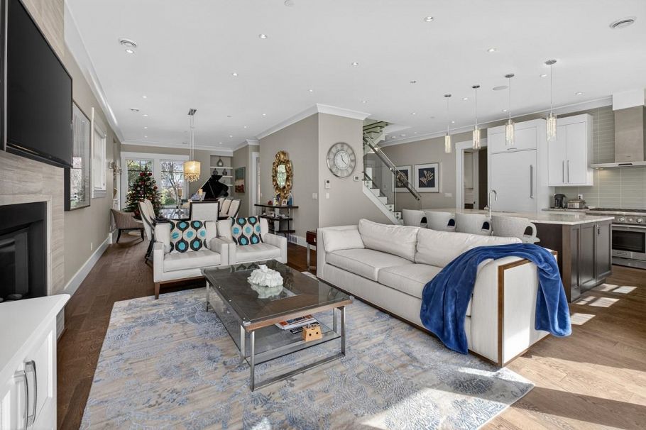 1850 W 36th Avenue Vancouver, BC - 4