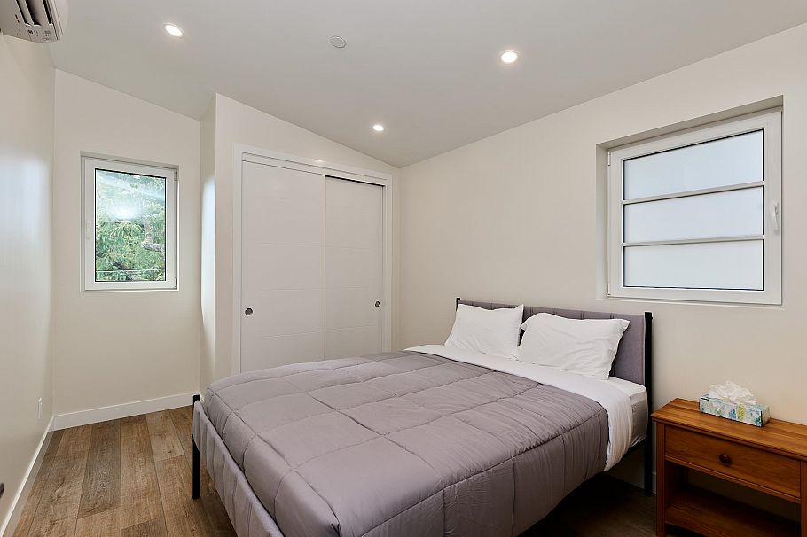 3732 W 1st Avenue Vancouver, BC - 34