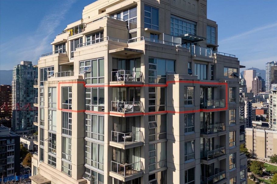 2303 1225 Richards Street Vancouver, BC - 39