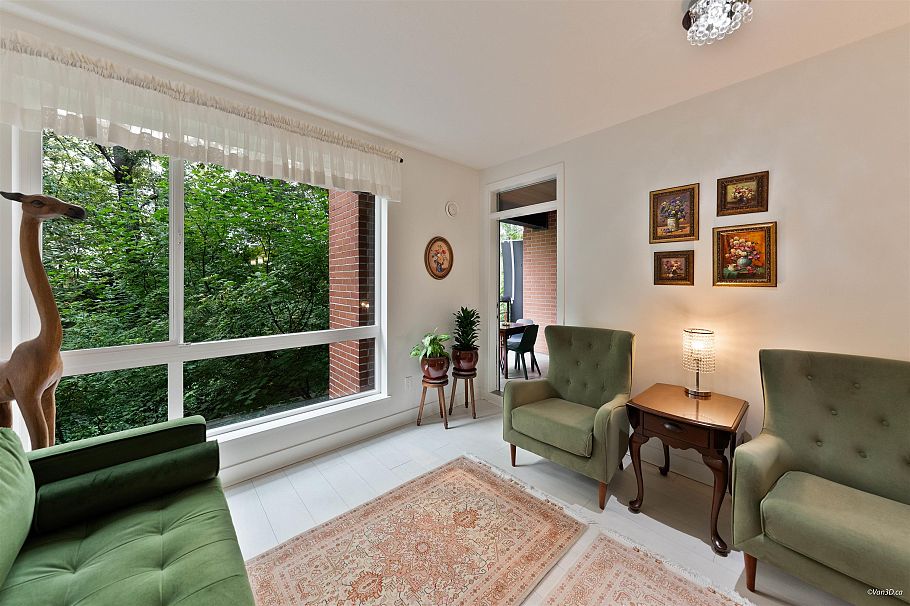 205 733 W 3rd Street North Vancouver, BC - 5