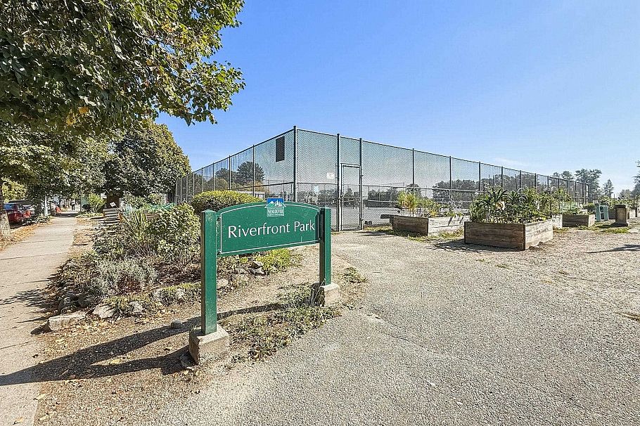 38 2723 E Kent Avenue North Vancouver, BC - 35
