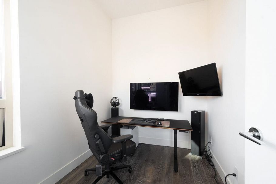 501 3602 Aldercrest Drive North Vancouver, BC - 30