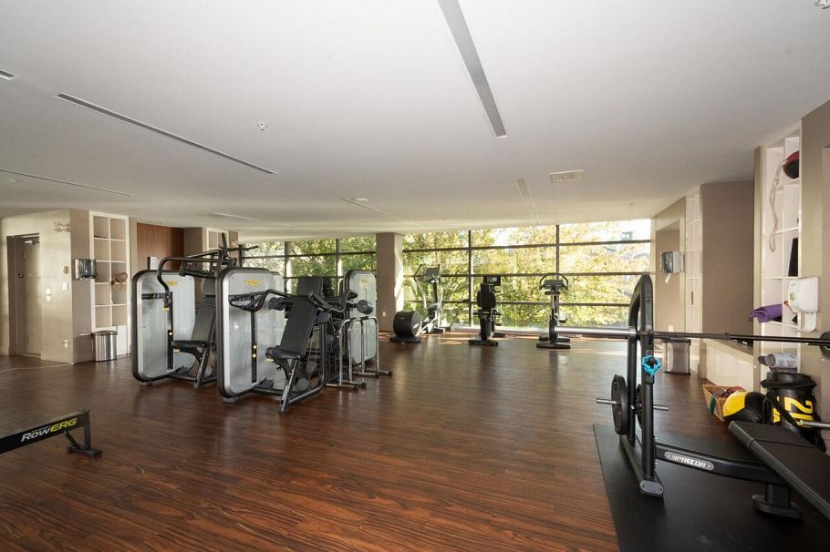 501 3602 Aldercrest Drive North Vancouver, BC - 36