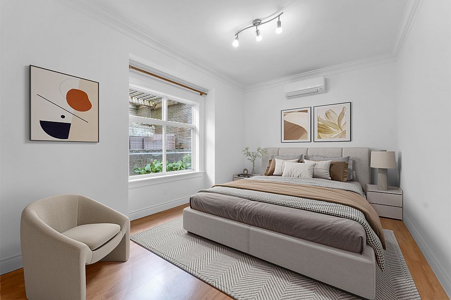 425 Tempe Crescent North Vancouver, BC - 12