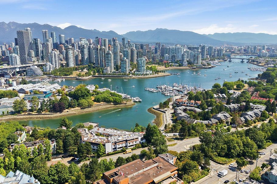 1344 W 7th Avenue Vancouver, BC - 30