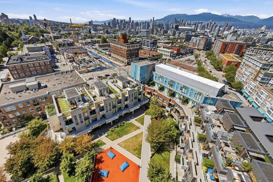 1711 285 E 10 Avenue Vancouver, BC - 27