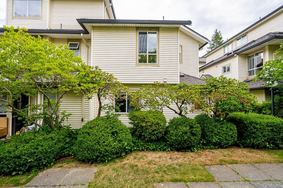 30 4311 Sophia Street Vancouver, BC - 36