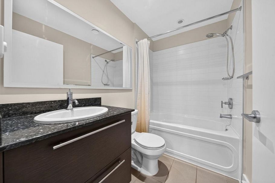 208 3478 Wesbrook Mall Vancouver, BC - 10
