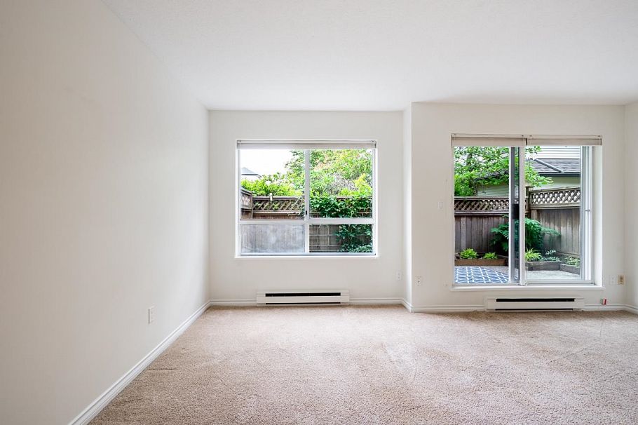 30 4311 Sophia Street Vancouver, BC - 7