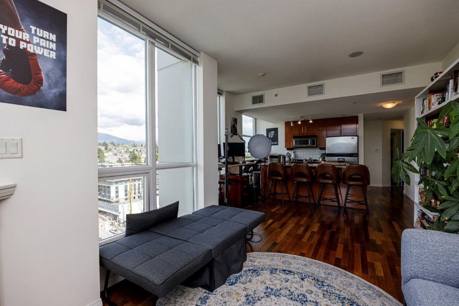 2107 188 E Esplanade North Vancouver, BC - 21