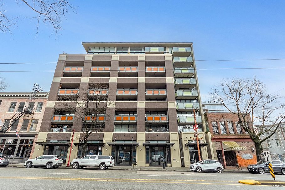 806 718 Main Street Vancouver, BC - 2