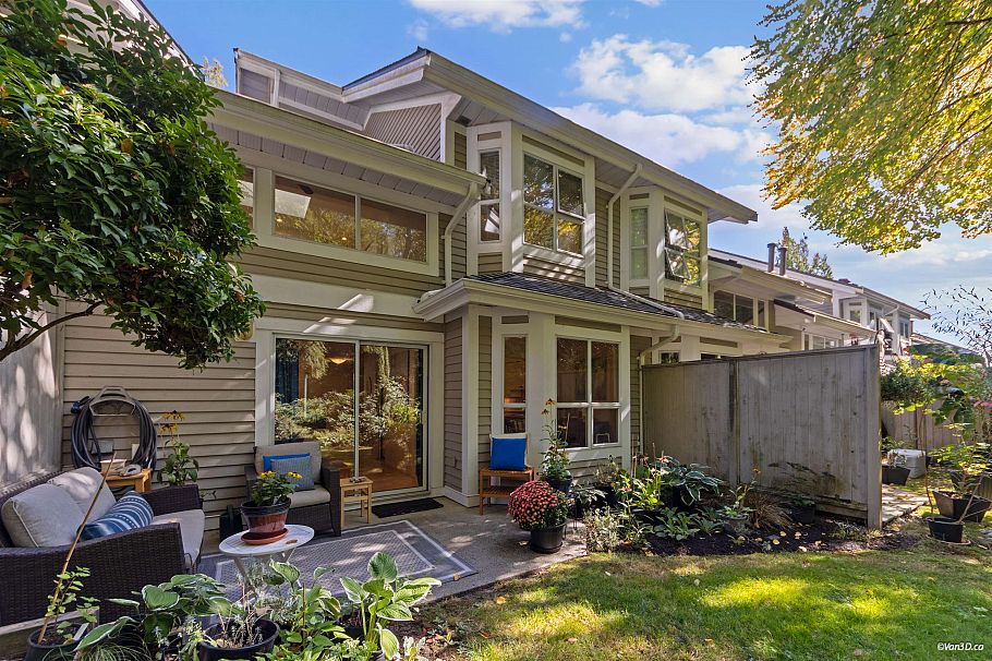 49 650 Roche Point Drive North Vancouver, BC - 30