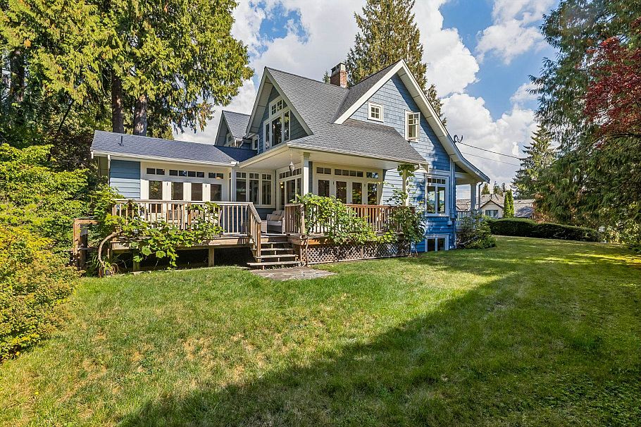 3815 Sunnycrest Drive North Vancouver, BC - 39