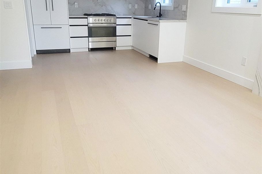 1 2741 Grant Street Vancouver, BC - 2