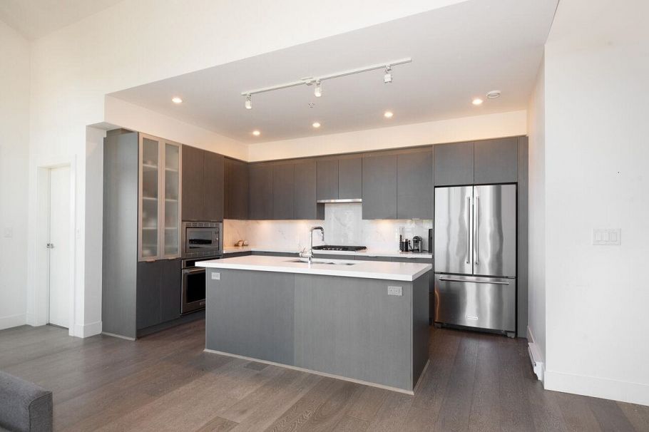 501 3602 Aldercrest Drive North Vancouver, BC - 21