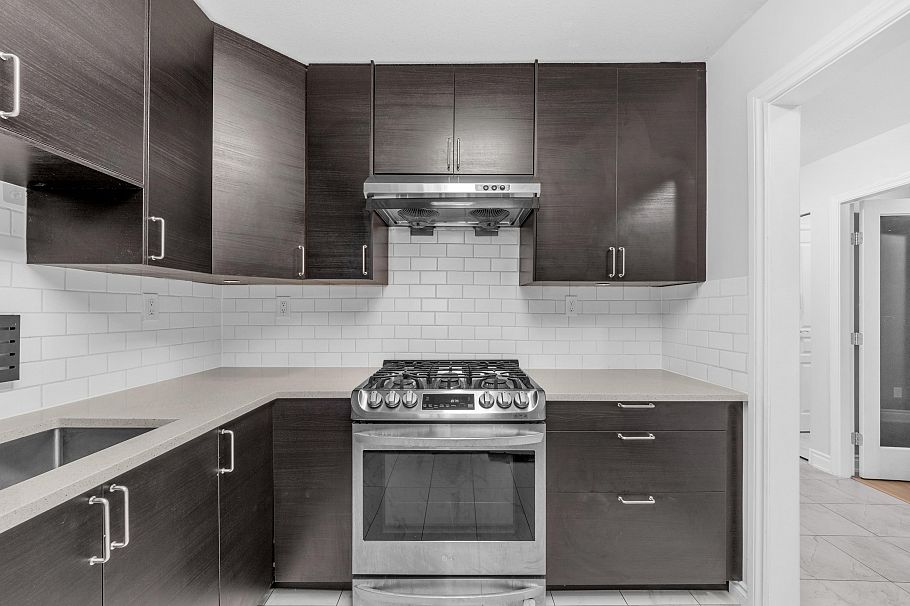 313 5723 Collingwood Street Vancouver, BC - 8