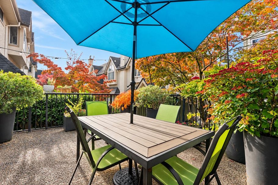 1741 Chesterfield Avenue North Vancouver, BC - 24