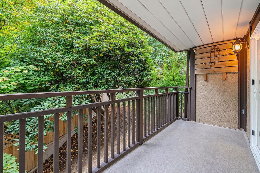 403 555 W 28th Street North Vancouver, BC - 19