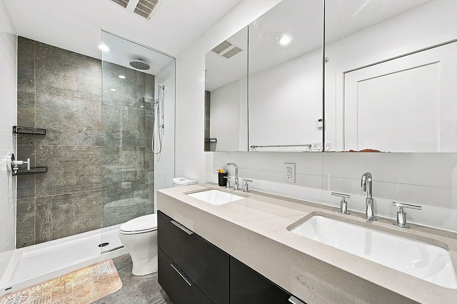 135 2070 Curling Road North Vancouver, BC - 18