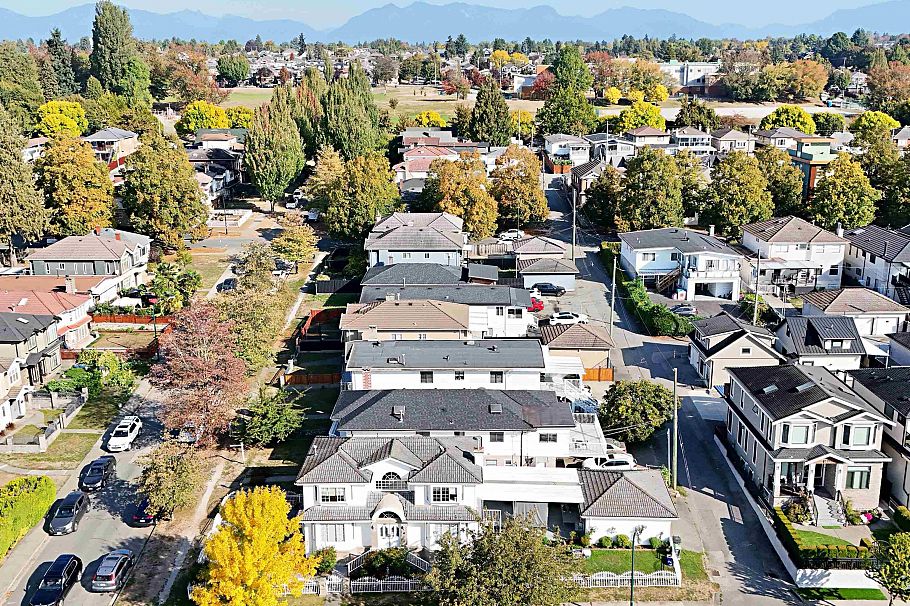 7882 Windsor Street Vancouver, BC - 35