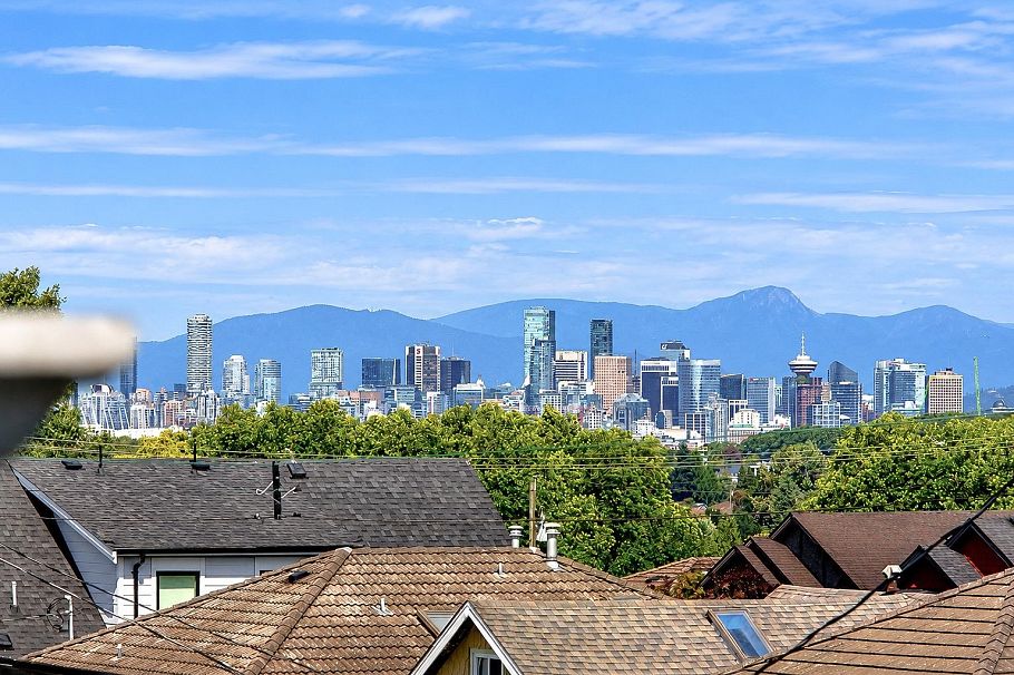 3191 E 21st Avenue Vancouver, BC - 37