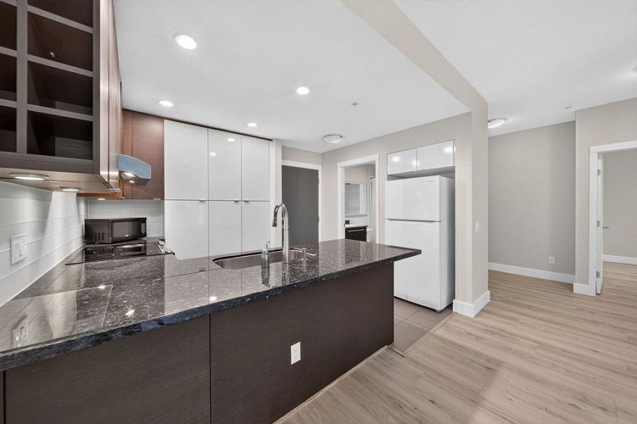 208 3478 Wesbrook Mall Vancouver, BC - 9