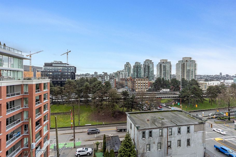 806 718 Main Street Vancouver, BC - 9