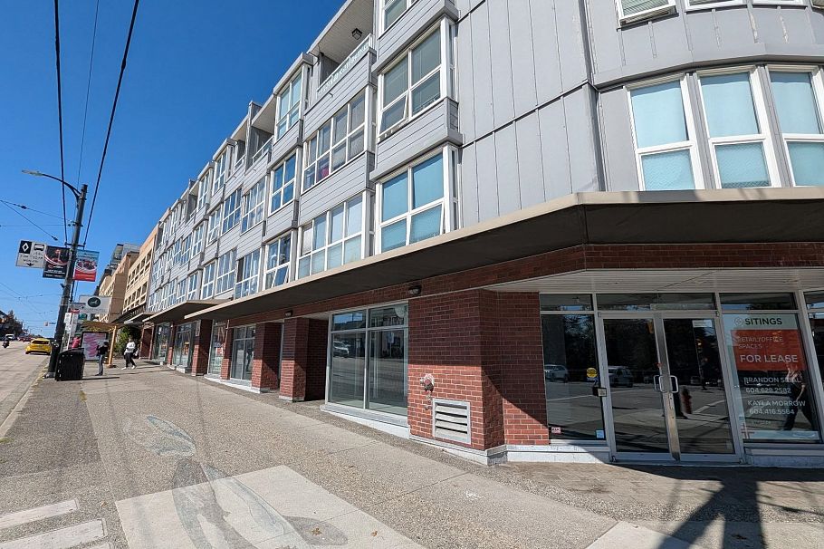210 2891 E Hastings Street Vancouver, BC - 1