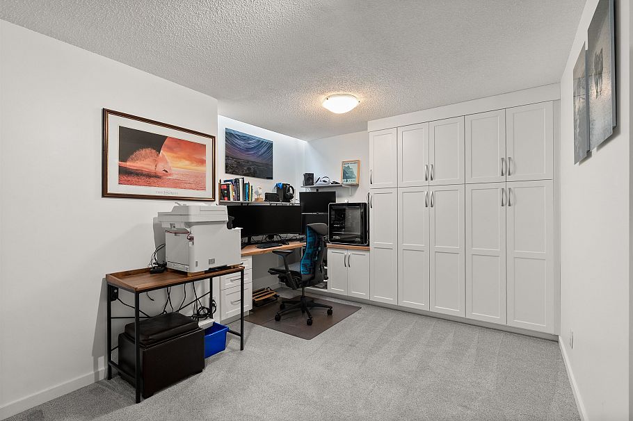 1741 Chesterfield Avenue North Vancouver, BC - 23