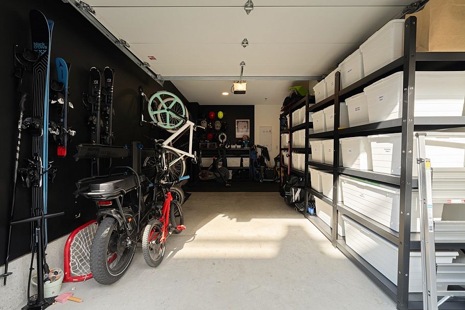 24 632 E 3rd Street North Vancouver, BC - 35