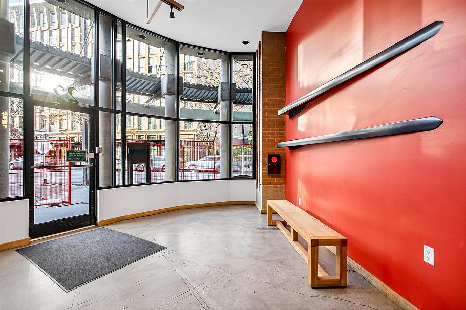 805 22 E Cordova Street Vancouver, BC - 23