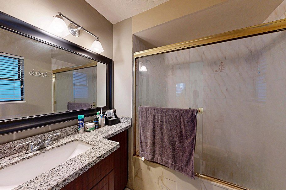 7882 Windsor Street Vancouver, BC - 24