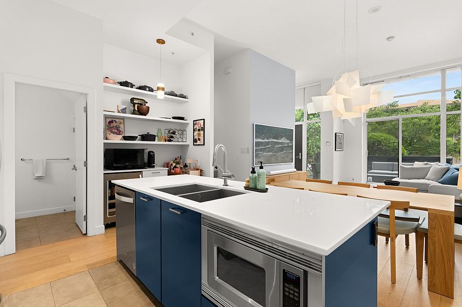 TH6 2349 Scotia Street Vancouver, BC - 14