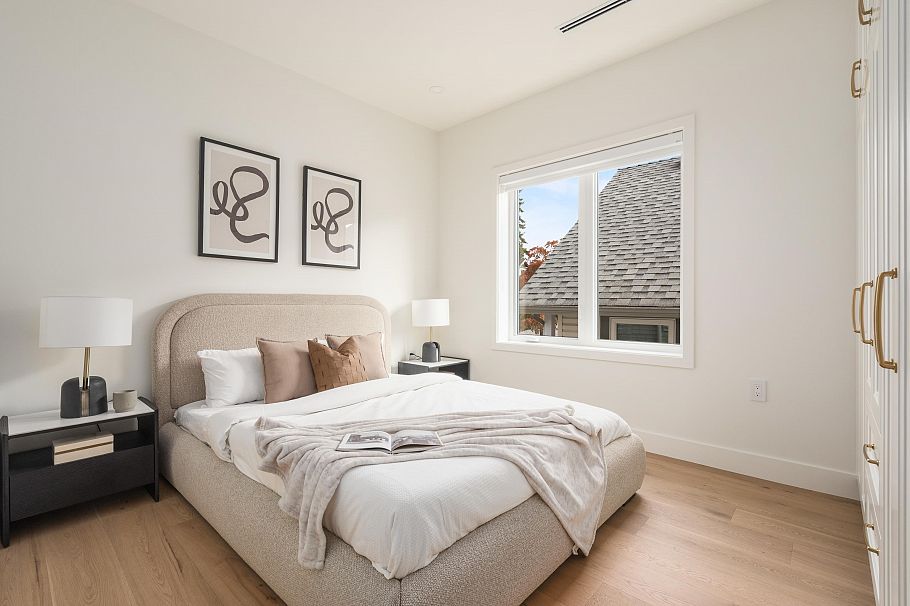 1 2344 W 45th Avenue Vancouver, BC - 25