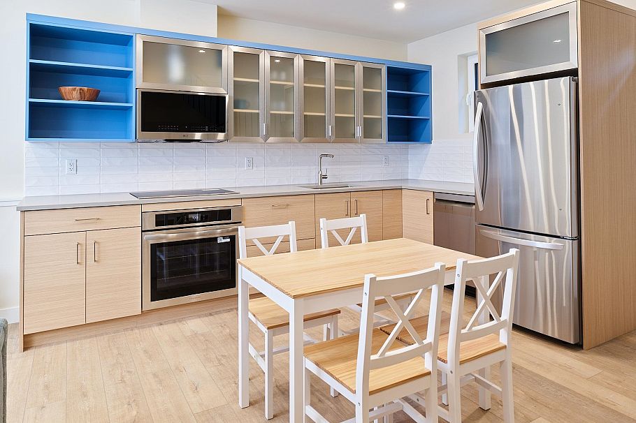 3732 W 1st Avenue Vancouver, BC - 31
