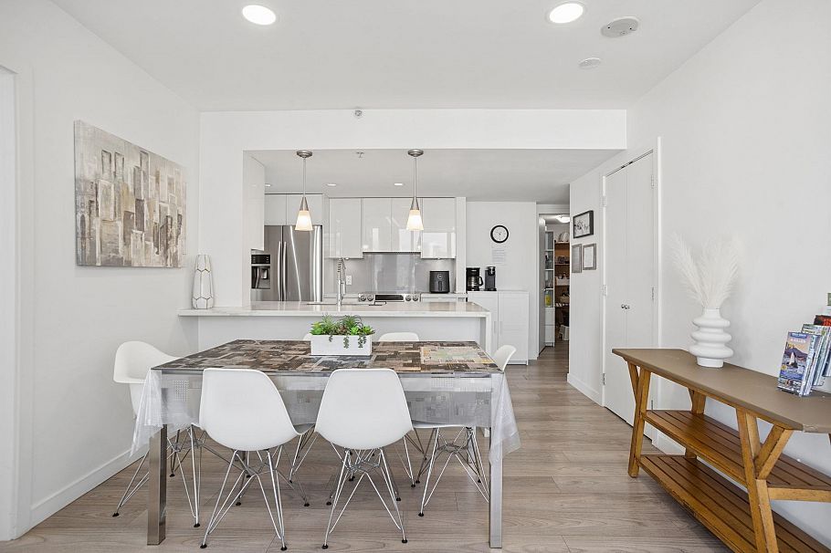3505 688 Abbott Street Vancouver, BC - 16
