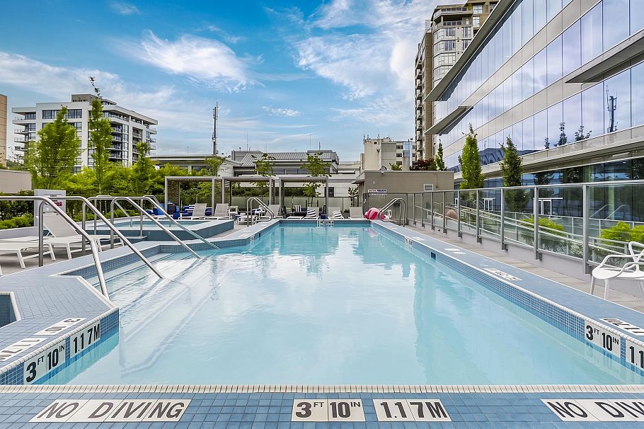 907 112 E 13th Street North Vancouver, BC - 38