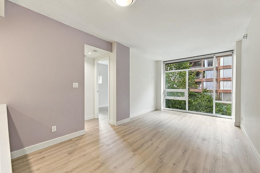 301 1308 Hornby Street Vancouver, BC - 5