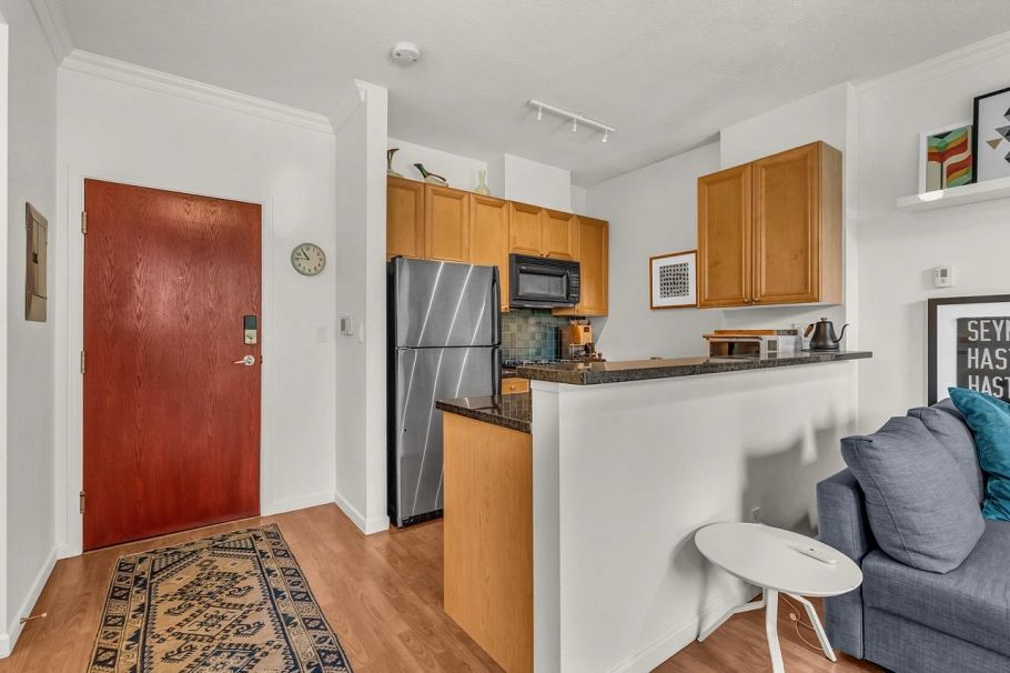 307 928 W Richards Street Street Vancouver, BC - 12