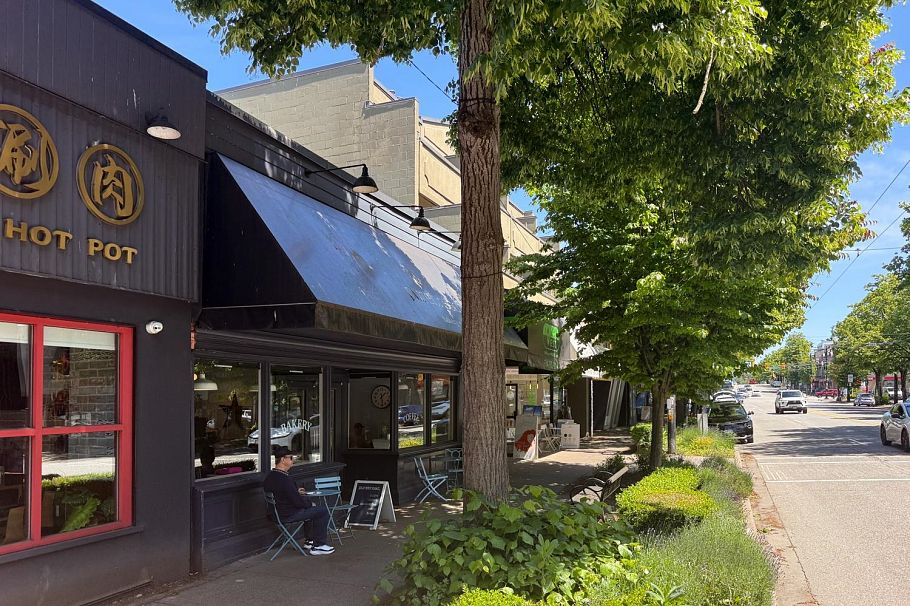 2950 W 8th Avenue Vancouver, BC - 23