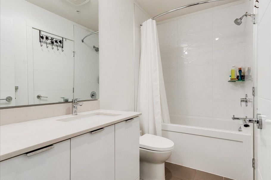 406 108 E 8th Street North Vancouver, BC - 28