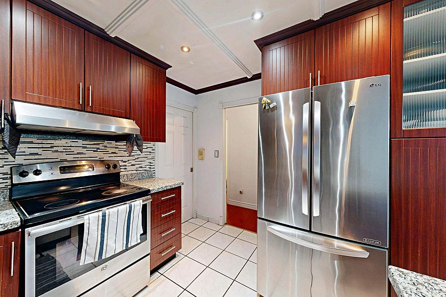7882 Windsor Street Vancouver, BC - 9