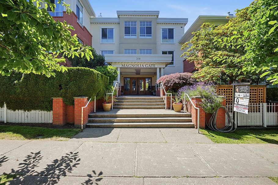 316 360 E 36th Avenue Vancouver, BC - 2