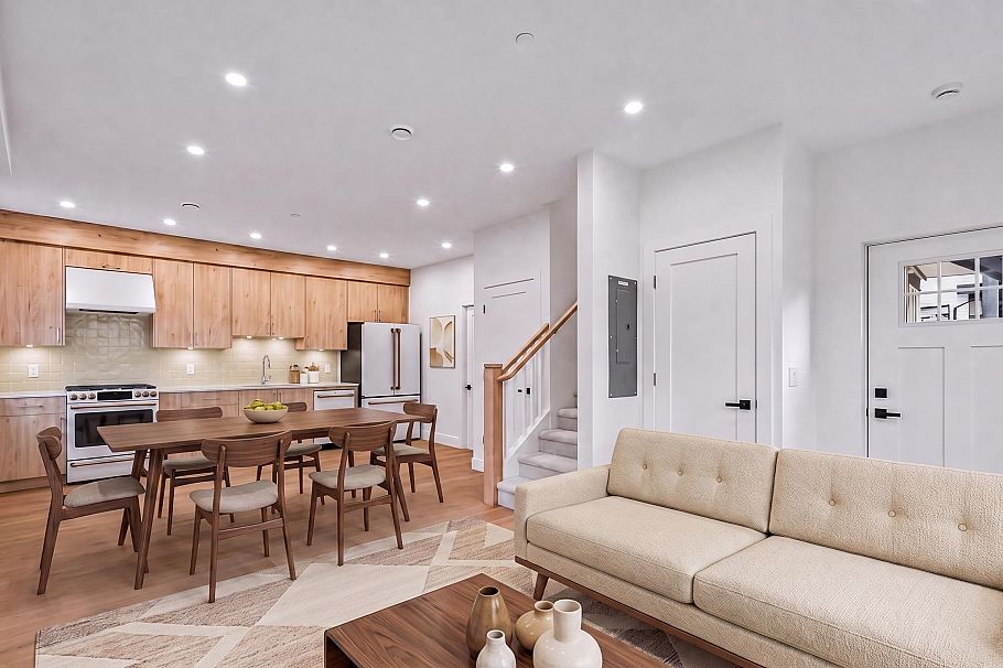2 2339 Parker Street Vancouver, BC - 3