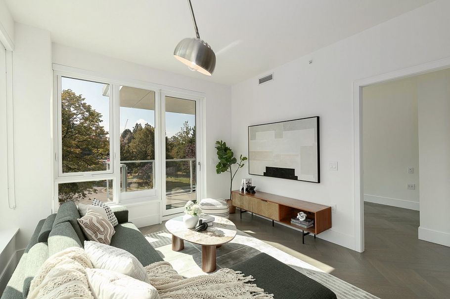 307 4685 Cambie Street Vancouver, BC - 4